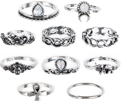 Scintillare by Sukkhi Alloy Rhodium Plated Ring