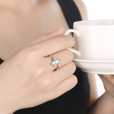 YELLOW CHIMES Adjustable Ring Olivia Man-Made Opal Invisible Setting Rhodium Plated Rings Crystal Opal Rhodium Plated Ring
