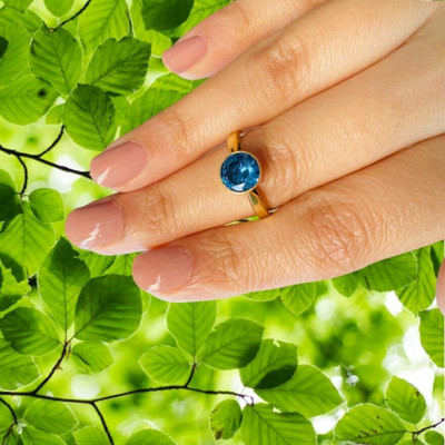 Kanvi Jewelers Blue Sapphire / Neelam Ring Fashionable and Astrological Purpose for men & women Brass Gold Plated Ring