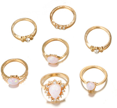 Scintillare by Sukkhi Sparkling Gold Plated Rings Combo for Women Alloy Gold Plated Ring