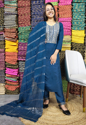 Avnisa Enterprise Embroidered Kurta, Trouser/Pant & Dupatta Set