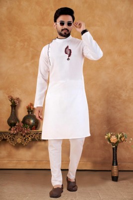 sareekart Men Kurta Churidar Set