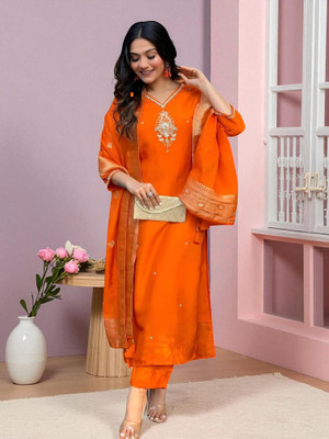 SANGARIA Women Kurti Pant Dupatta Set