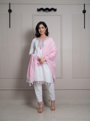 AMAAN TEXTILE Women Kurti Pant Set