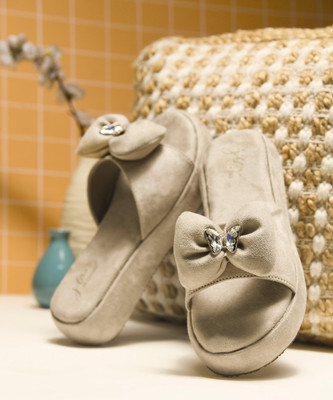 jm looks Women Heels(Beige , 4)