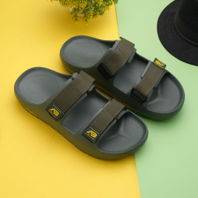 athree Men Slides(Green , 6)