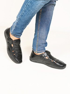 house of common Men Sandals(Black , 10)