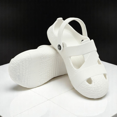 Jut Fire Men Sandals(White , 6)