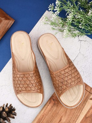 XE Looks Women Flats(Tan , 4)