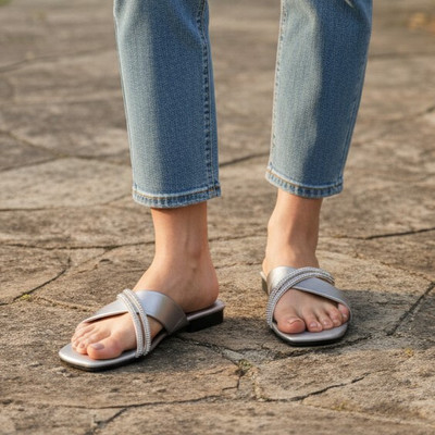 Muzem Women Flats(Grey , 8)