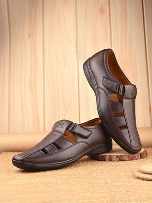aadi Men Sandals(Brown , 6)