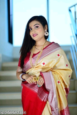 Fabriczone Woven Banarasi Satin Saree(Green)