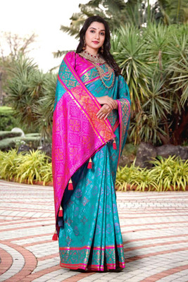 RIVETSTYLE Woven Patola Silk Blend Saree(Light Blue)