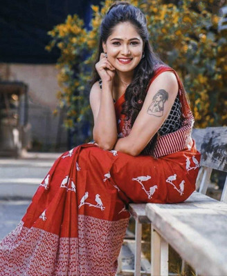 NIKHILAM Printed Ikkat Pure Cotton Saree(Maroon, White)