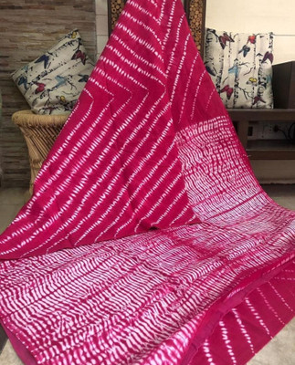 Suraj International Blocked Printed, Checkered, Digital Print, Dyed, Floral Print, Printed, Self Design Daily Wear Pure Cotton Saree(Pink)