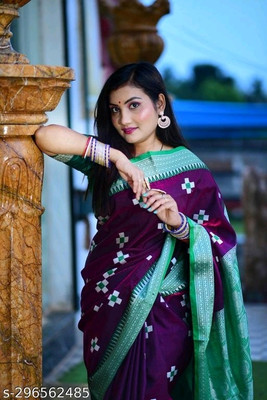 Fabriczone Woven Banarasi Satin Saree(Green)