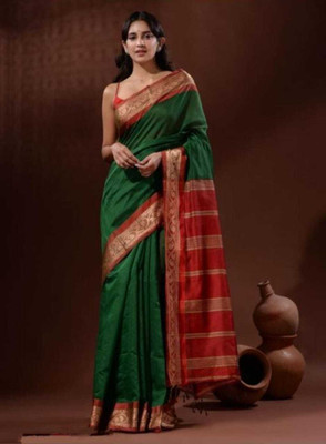 GhoshEthnic Woven Bollywood Handloom Cotton Silk Saree(Green)