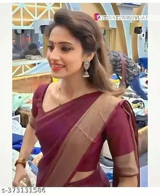Vragi Self Design Bollywood Chiffon Saree(Maroon)