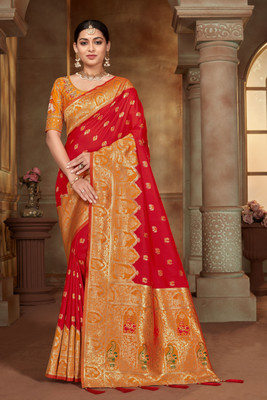 MANOHARI Woven Banarasi Jacquard Saree(Red)