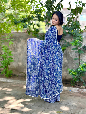 Zoamic Printed Kalamkari Georgette Saree(Multicolor)