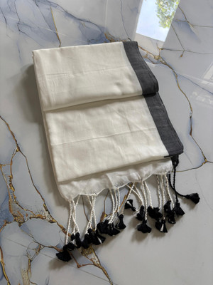 SMRITI HANDLLOM Solid/Plain Bollywood Handloom Pure Cotton Saree(White, Grey)