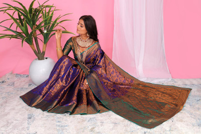 jayant creation Self Design, Woven Daily Wear Silk Blend, Jacquard Saree(Blue)