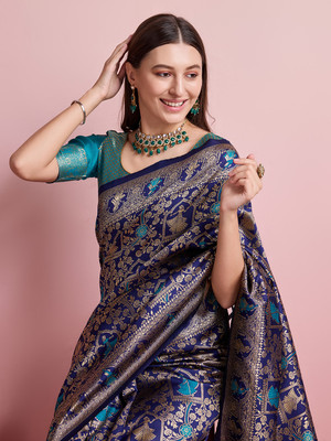 Shreyansh creation Digital Print Banarasi Silk Blend Saree(Light Green)