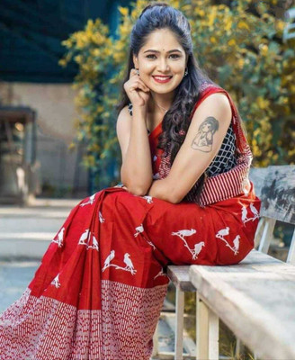 DASTKARPRINT Printed, Color Block, Blocked Printed, Floral Print, Dyed Daily Wear Pure Cotton Saree(Red)