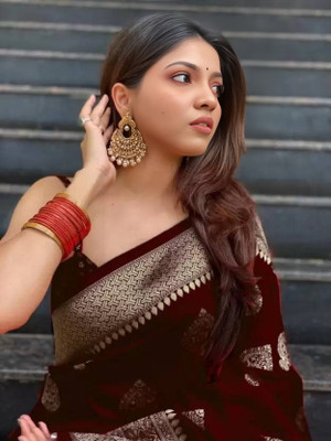 Niks Creation Self Design Kanjivaram Cotton Silk Saree(Maroon)