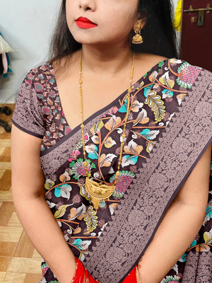 JERAVI Enterprise Digital Print, Woven Banarasi Silk Blend Saree(Magenta)
