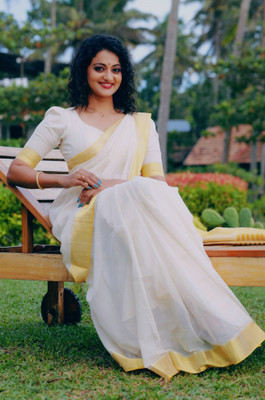 HouseOfCommon Self Design Bollywood Cotton Blend Saree(White)