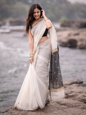 PARAMPARA CREATION Woven, Self Design, Embroidered, Floral Print Bollywood Cotton Silk Saree(White)