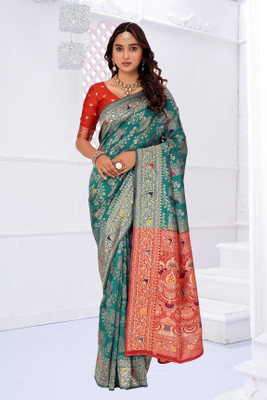 Suali Printed Banarasi Pure Silk Saree(Light Green, Red)