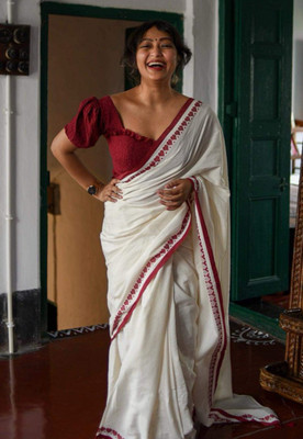 GOLU Solid/Plain Handloom Cotton Blend Saree(White)