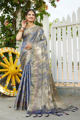 JIVI CLOTHING Solid/Plain Bollywood Organza Saree(Blue)