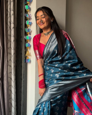 MIRMAN Striped Banarasi Pure Silk Saree(Light Blue)