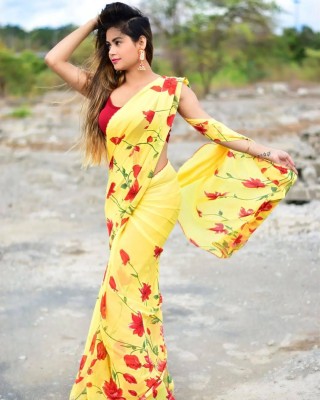 The Textile Hub Printed Bollywood Georgette Saree(Yellow)