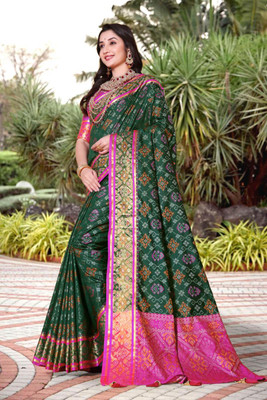 Wovenza Woven Patola Silk Blend Saree(Green, Pink)