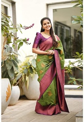 Sindharat Fashion Woven Kanjivaram Jacquard, Silk Blend Saree(Green)