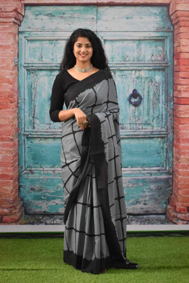 NIKHILAM Printed Daily Wear Pure Cotton Saree(Grey, Black)
