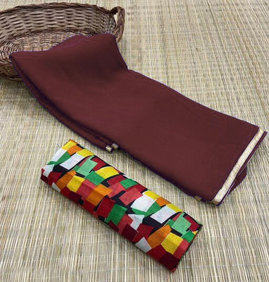 Sareez House Solid/Plain Bollywood Chiffon Saree(Brown)