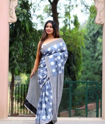 Divastri Blocked Printed, Color Block, Dyed, Floral Print, Printed Daily Wear Pure Cotton Saree(Grey)