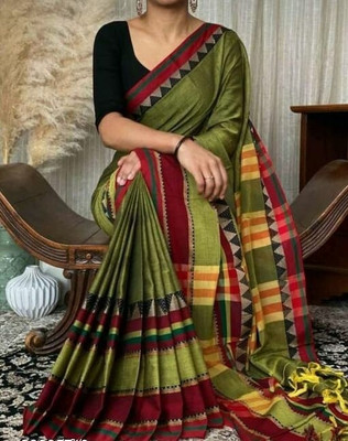 Balika bodhu Woven Handloom Pure Cotton Saree(Dark Green)