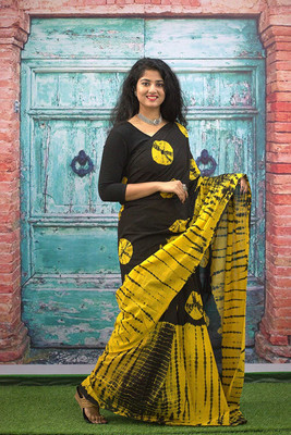 Jaipuri Print Printed Daily Wear Pure Cotton Saree(Yellow, Black)