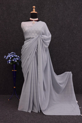 HouseOfCommon Self Design Bollywood Georgette Saree(Grey)