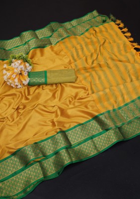 SHIVAY FASHION Woven Banarasi Jacquard Saree(Gold, Green)