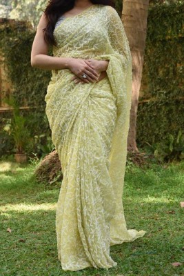 Afia Lucknowi Chikankari Embroidered Lucknow Chikankari Georgette Saree(Yellow)