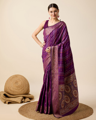 Yogik Creation Floral Print Banarasi Silk Blend Saree(Purple)