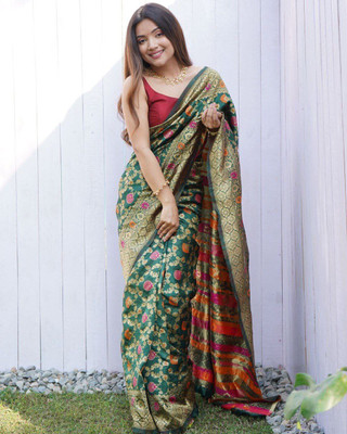 Anahant Creation Self Design Banarasi Silk Blend Saree(Green)