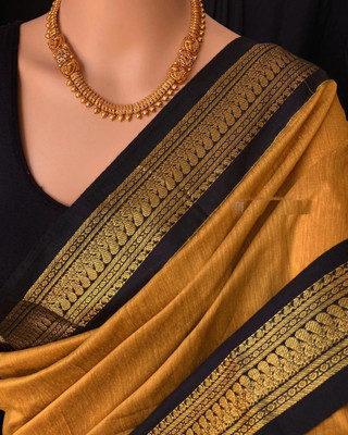 TRINITI FAB Printed Kanjivaram Jacquard Saree(Yellow, Black)
